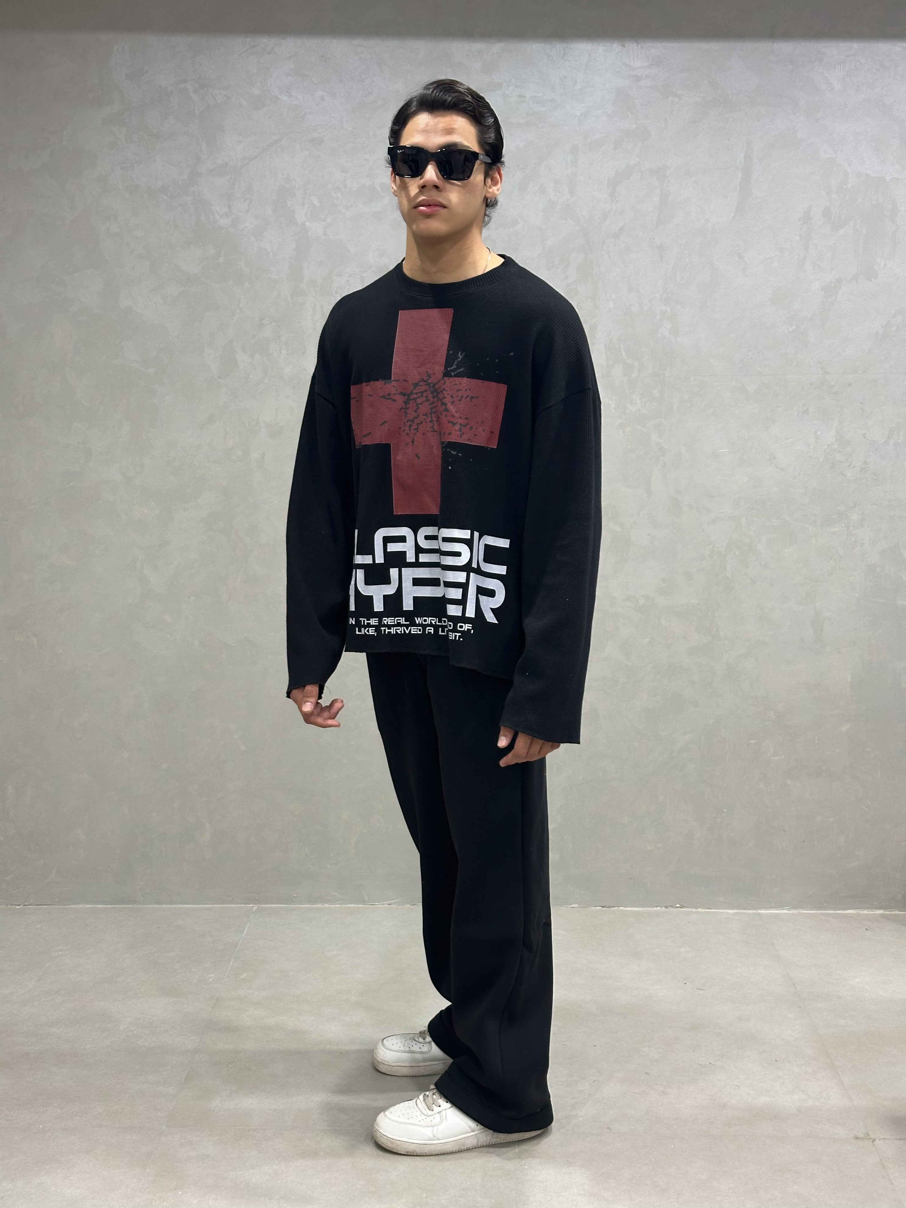 BLACK WAFFLE T-SHIRT